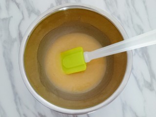 4、香葱桃酥,搅拌好的状态