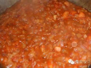 6、酸甜早餐意面,开小火一直熬成酱汁状。
