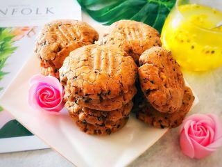 28、酥到掉渣~黑芝麻核桃可可酥酥酥,美美的摆拍一个留个纪念吧