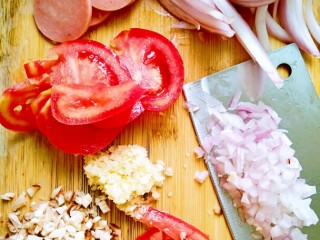 13、超长拉丝批萨,准备好材料