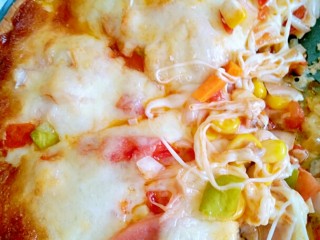 24、超长拉丝批萨,番茄加多了，有点水分在里面