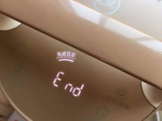 8、【可可甜豆浆】中国豆浆也有西式情调,说明豆浆已经打好了