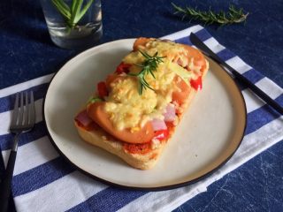 9、吐司披萨,成品