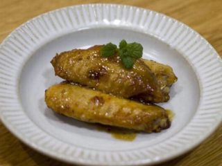 4、完胜KFC的烤鸡翅,是不是非常诱人，我一次能吃10个，你相信么？