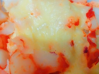 6、芝士焗土豆,出锅就给吃了，吃一半才想起拍照，味道很好，光盘了