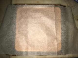 11、紫菜肉松蛋糕卷（烫面戚风）#家有烤箱#,晾凉时用油纸铺盖，避免受潮