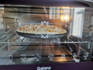 14、芒果披萨,上170度，下180度烤20分钟