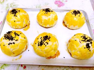 24、苏式梅干菜鲜肉月饼,出炉喽……