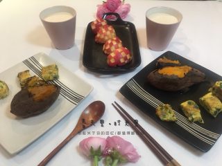 15、坚持做早餐的200天,烤红薯～香葱蛋卷～牛奶～苹果