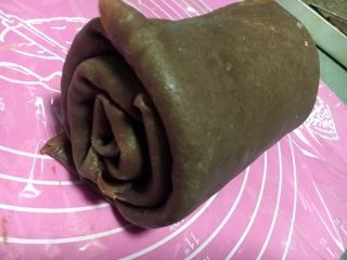 23、奥利奥可可毛巾卷,直到成为一个筒状