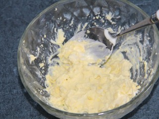 11、鸡蛋沙拉三明治,