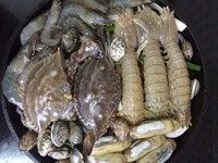 5、生焗海鲜大杂烩,摆上海鲜