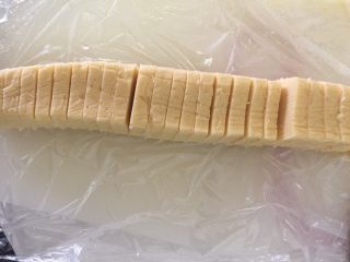 11、原味曲奇（比美蓝罐）,1小时后取出切成5mm厚一片