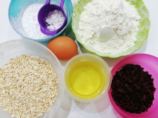 3、蔓越莓燕麦酥饼,准备所需食材；