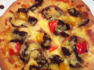 17、自制意大利pizza……,如图