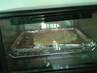 8、培根披萨,放进烤箱烤5分钟左右