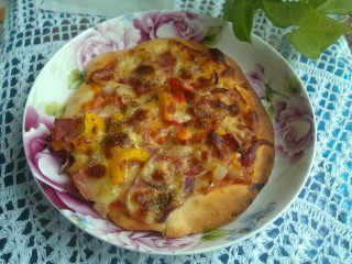 13、培根披萨,成品出炉了~好吃!