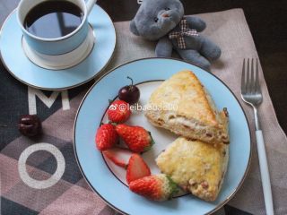 15、咸香火腿奶酪司康,成品图。