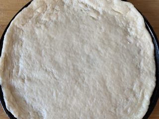 3、培根火腿披萨,入模具