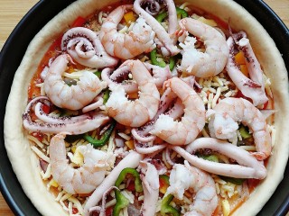 15、海鲜披萨,放虾仁。