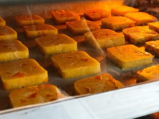 13、芒果曲奇,170℃,上下火烤20分钟;