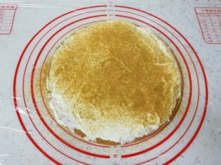 23、俄式提拉米苏,筛上饼皮粉。