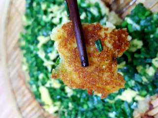 7、老北京韭菜糊饼,棒子面底面焦脆。