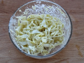 5、沼夫三明治,拌匀备用