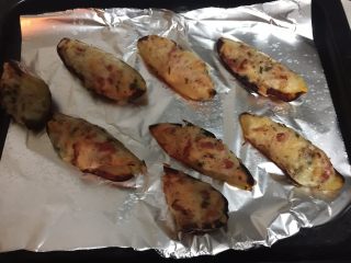 11、烤土豆皮,出炉