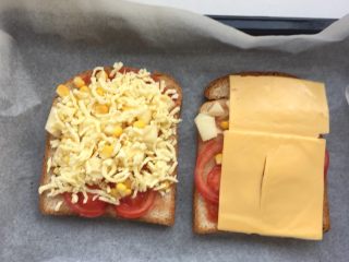 9、自制吐司披萨,自由组合