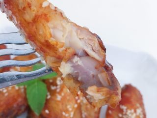 16、奥尔良烤翅,啊呜就是一口～