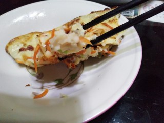 23、披萨味的薄饼,是不是很像披萨?