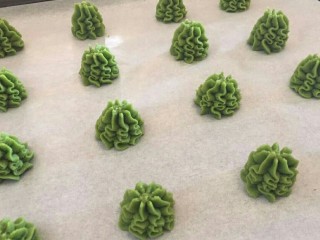 12、裱花曲奇-黄油曲奇,也可以制作其他花型