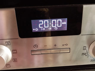 11、烤馒头披萨,烤20分钟