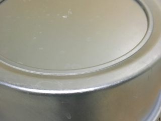 17、淡奶油蛋糕,马上倒扣，这样等自然凉透