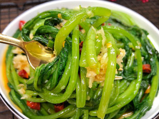 19、蒜泥茼蒿,特别美味，爽口凉菜