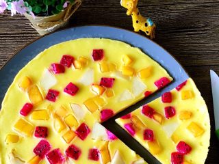 10、缤纷水果披萨,打开盖子，缤纷的水果披萨就好了。