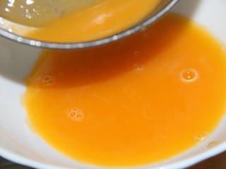 9、冬喝暖饮夏吃冰~自制橘子汽水,再过滤第二遍