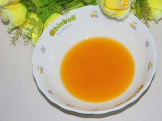 10、冬喝暖饮夏吃冰~自制橘子汽水,得到了比较纯净的橘子汁