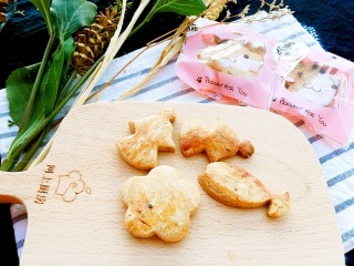 15、手作姜饼 冬至补阳去湿,寒冷的冬日或湿冷的春天，每天早上来两块，或是阳光灿烂的午后，搭配一杯红茶或咖啡。