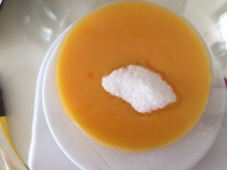 7、早餐浓香可可石头饼干,加入砂糖