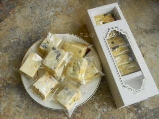 17、雪花酥,如果要送人，就包装好装入喜欢的盒子