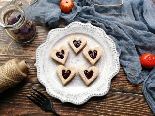 10、爱心果酱夹心饼干,成品图！