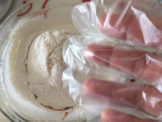 10、早餐香浓咖啡石头饼干,戴上一次性手套