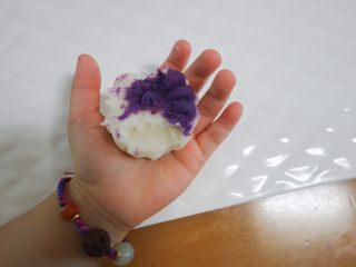 12、给孩子一个仪式感的中秋节 婴幼儿都能吃的,刚刚做好孩子已经迫不及待的开吃了