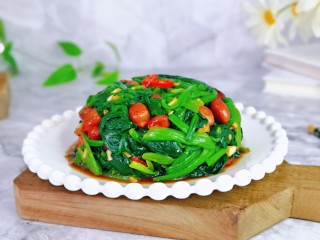 15、菠菜拌花生米,快手凉拌菜，春天的味道。