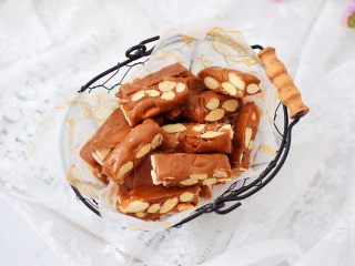 10、海盐杏仁太妃糖,成品图