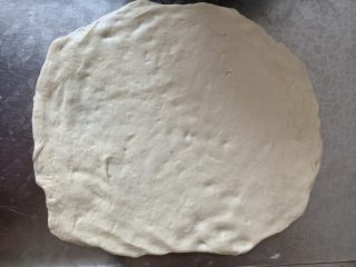 2、这是田园披萨吗????？,擀平