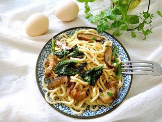 22、香菇炒蛋面(附自制鸡蛋面做法),成品图