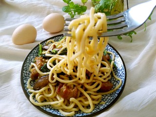 23、香菇炒蛋面(附自制鸡蛋面做法),成品图